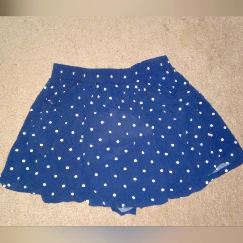 Old Navy blue and white skirt/skort, size girls 14